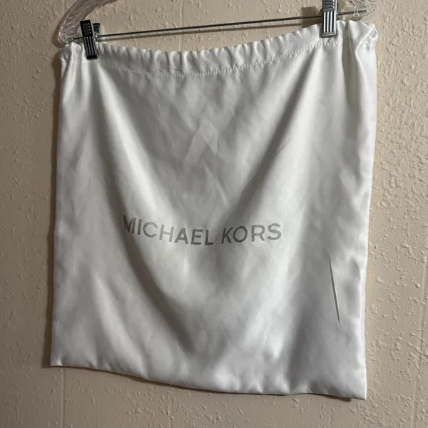 Michael Kors White Storage Bag - Image 7