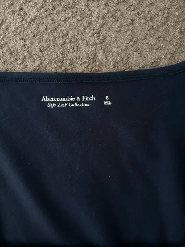 Abercrombie & Fitch Soft AF Crop Navy Long Sleeve - Image 5