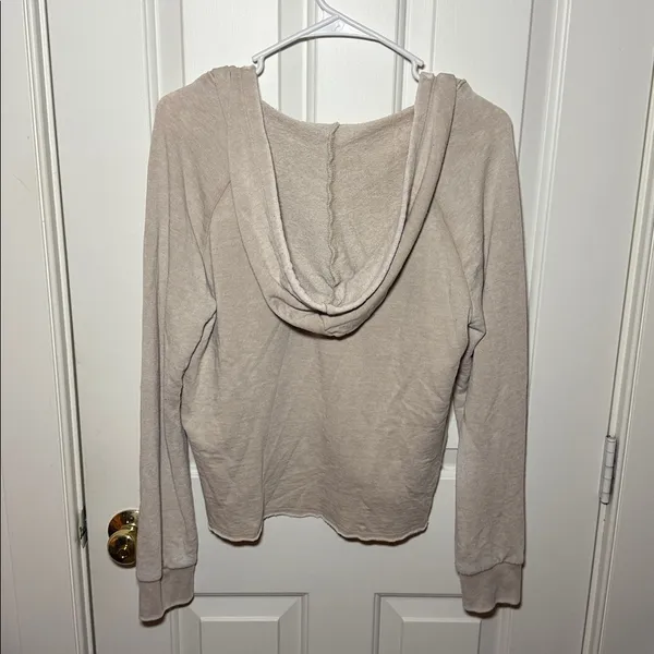 Kensie Studio LUXE Cropped Hoodie - Image 7