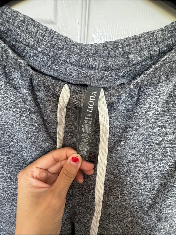 Vuori Heather Gray bf Joggers with White Drawstring - Image 2