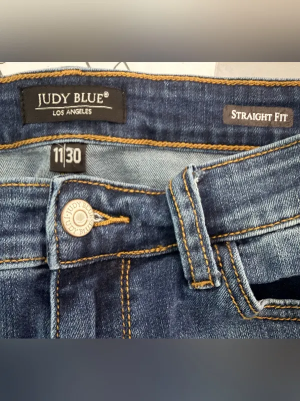 Judy Blue Dark Wash Straight Leg Jeans size 11/30 mid rise - Image 9