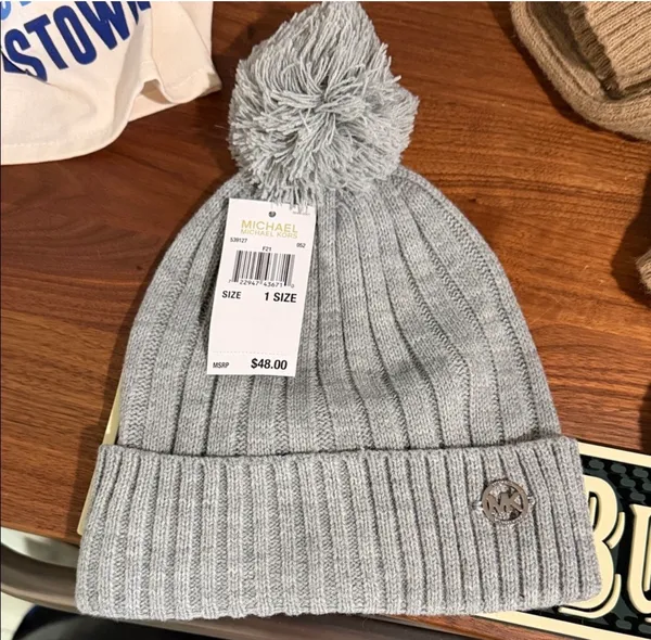 Michael Kors Hat Knit - Image 2