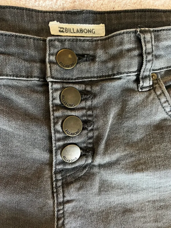 Billabong Charcoal Gray Denim Shorts - Image 5