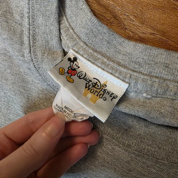 Vintage Walt Disney World Mickey Mouse Vacation Beach Graphic T Shirt - Image 3
