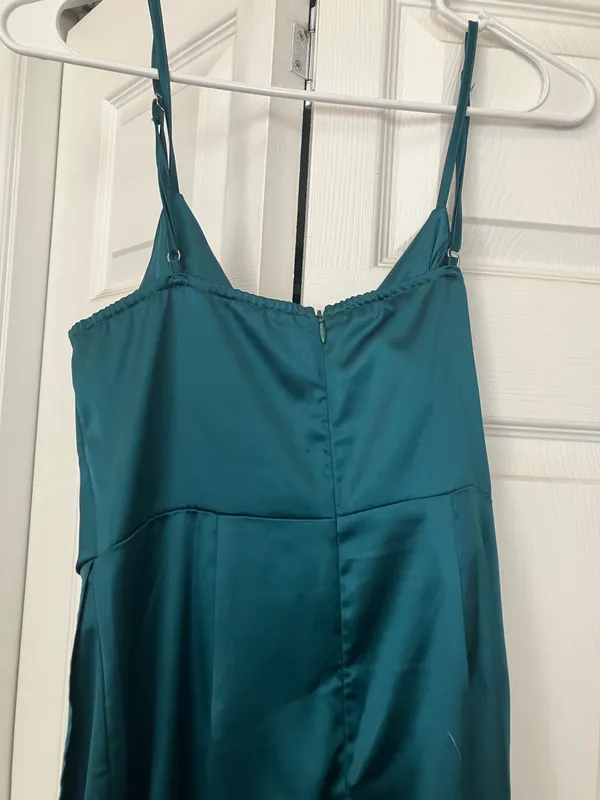 Green Satin dress - Image 4