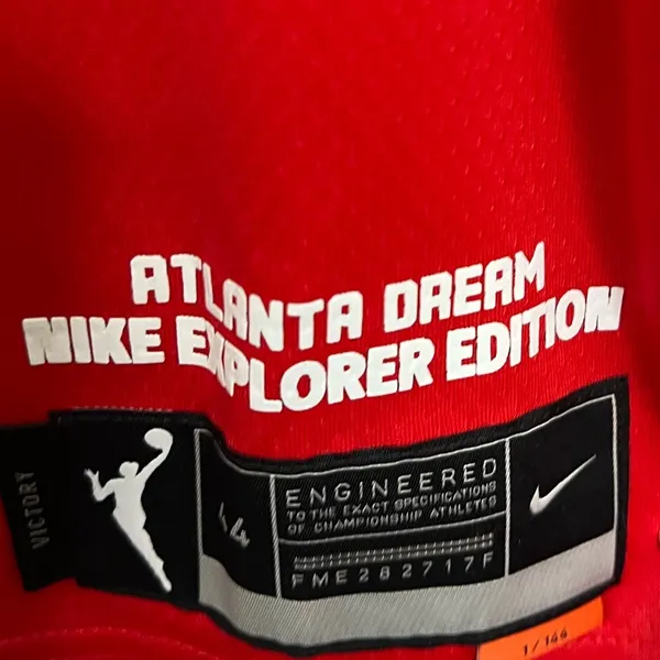Nike Red Atlanta‎ Women's Jersey medium - Image 2