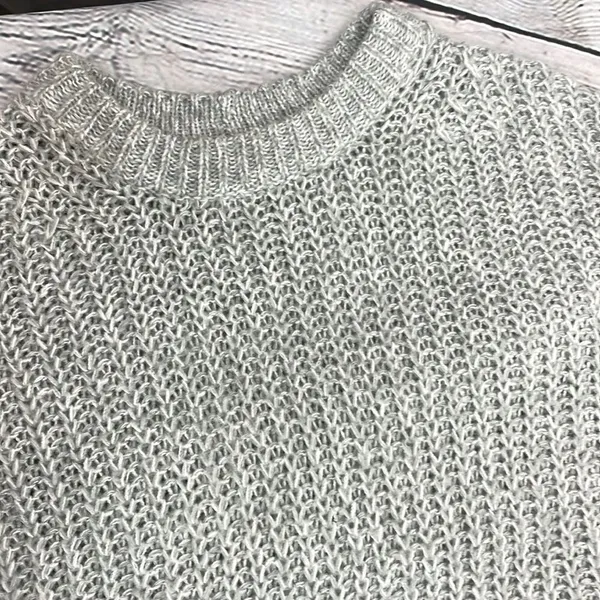 American Eagle Open knit crew neck pulloverer sweaterter gray Medium oversized - Image 11