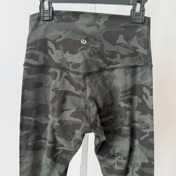 Lululemon sz 4 Align High Rise Leggings 21 Camo Heritage 365‎ Deep Coal Multi - Image 7