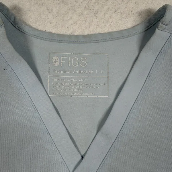 FIGS Kade Scrub Top Light Blue Size Large Men’s Medical Uniform V-Neck - Image 2