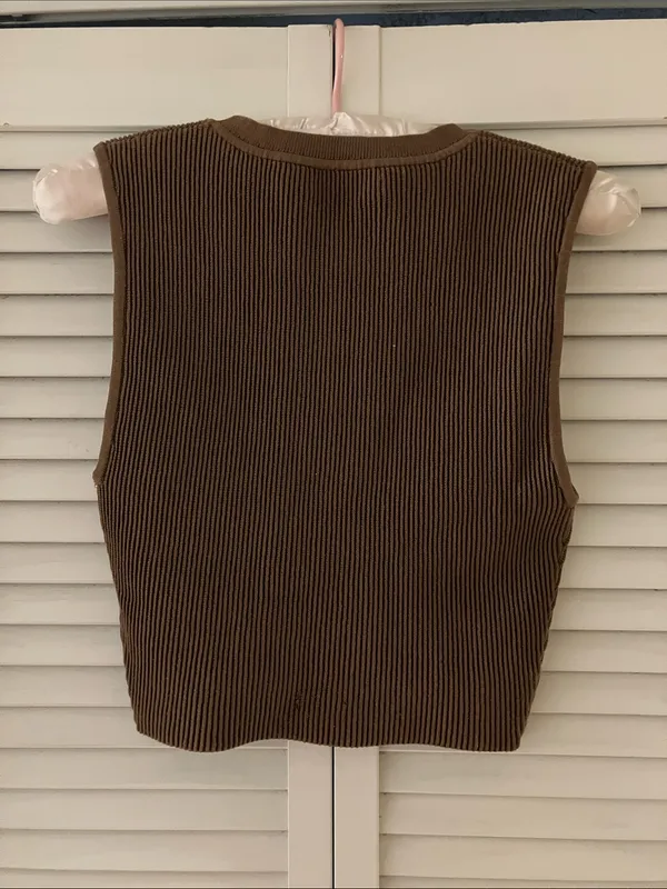 Babaton Aritzia Sculptknit Brown Cropped Tank Top Small - Image 6
