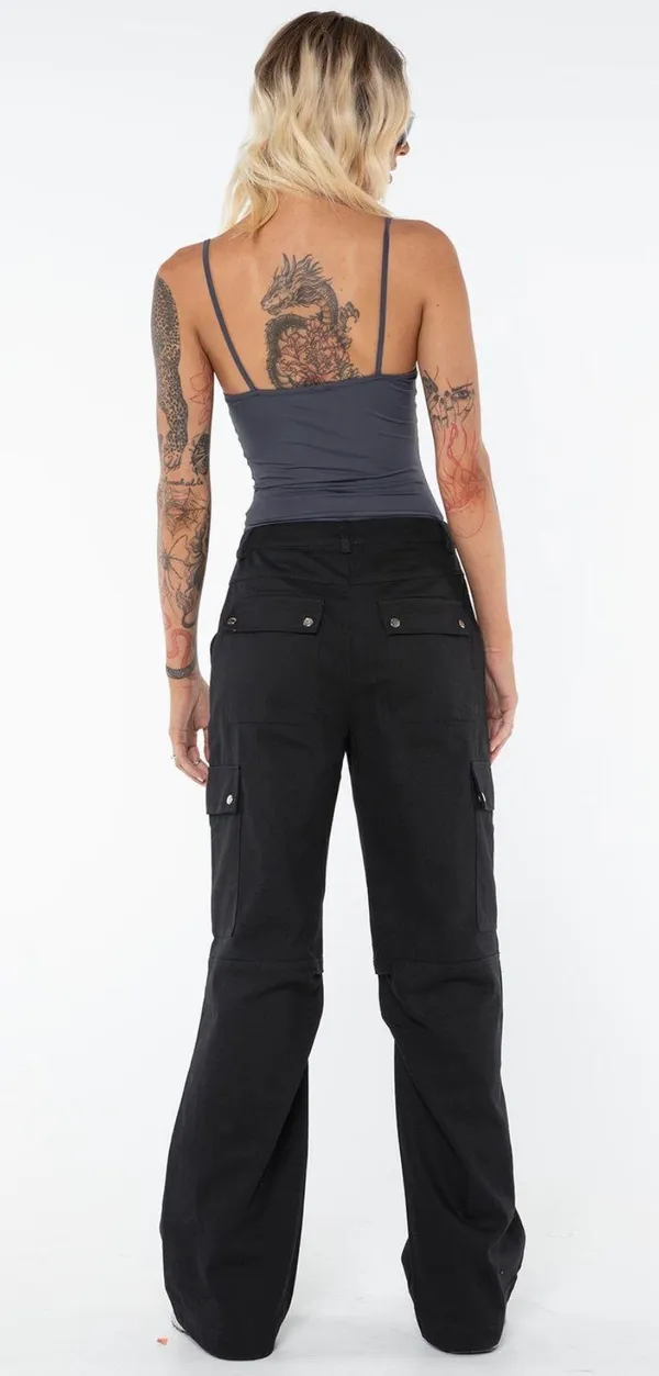 Princess Polly Black Cargo Jeans - Image 2