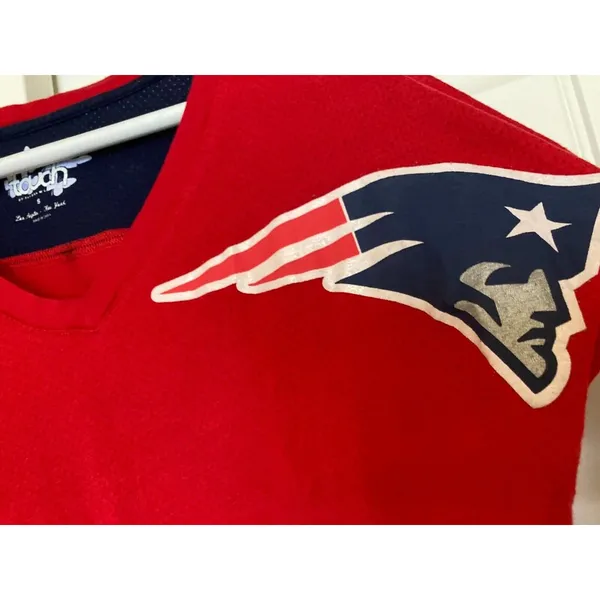 New England Patriot Top Women's Small Touch By Alyssa Milano Red and Blue Logo - Image 2