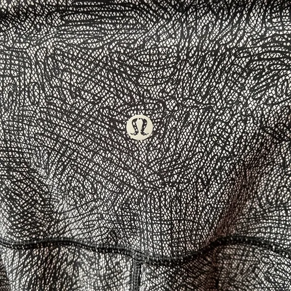 Lululemon leggings - Image 12