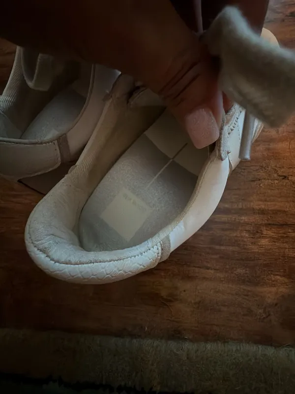 Dolce Vita Notice Sneaker Size 6 Ivory Multi Nylon - Image 5