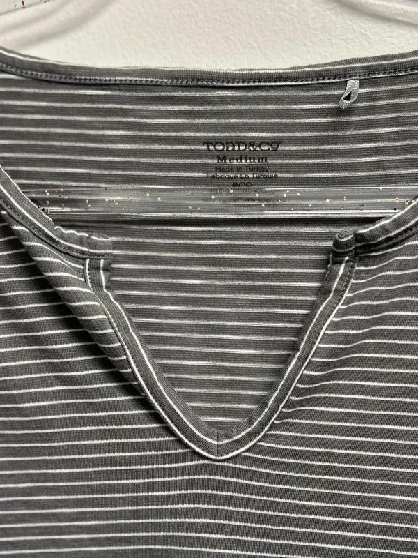 Toad&Co Tamaya Dos Gray and White Striped V-Neck Long Sleeve Organic cotton Top - Image 6