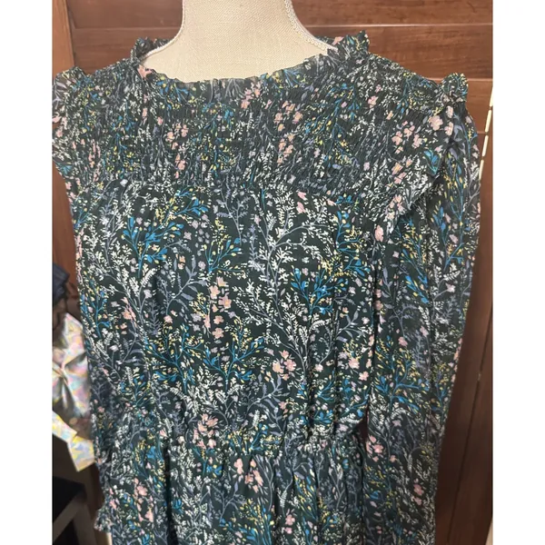 Loft Green Floral‎ Dress sz 4 Smocked Cottagecore Fairy Ditsy Prairie Mini - Image 2