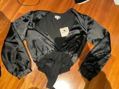 Revolve Superdown Bodysuit Xs - Image 3