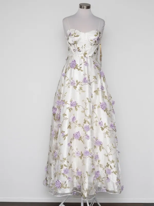 TLC Say Yes - 3D Floral Embellished Sweetheart Ball Gown - Image 2