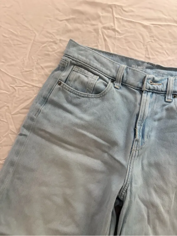 Old Navy Light Blue Relaxed Wide-Leg Jeans - Image 3