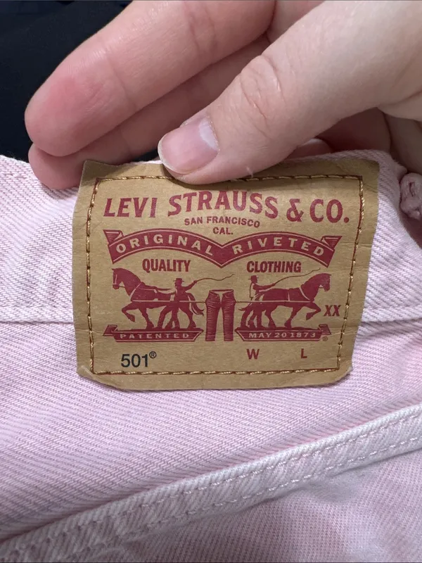 Levi’s 501 Original Fit Pink Rigid Denim High Rise Jean Cutoff Shorts size 30 - Image 9