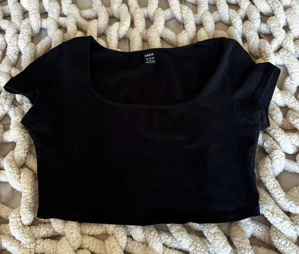 Shein baby tee - Image 2