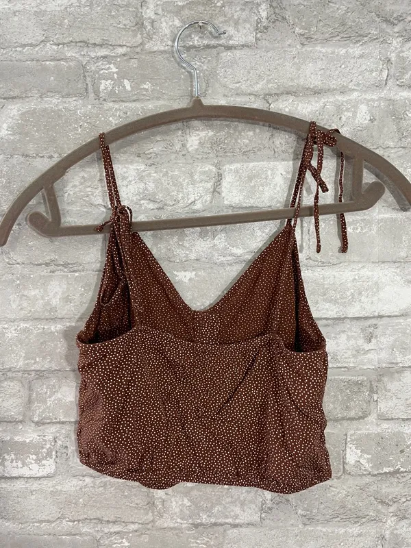 Abercrombie & Fitch brown polka dot crop top - Image 4
