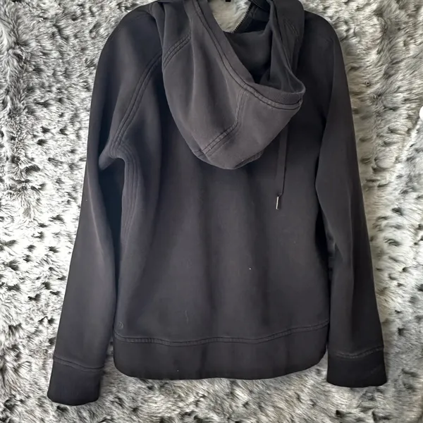 303. Lululemon Set Aside Zip Hoodie sz 8 - Image 6