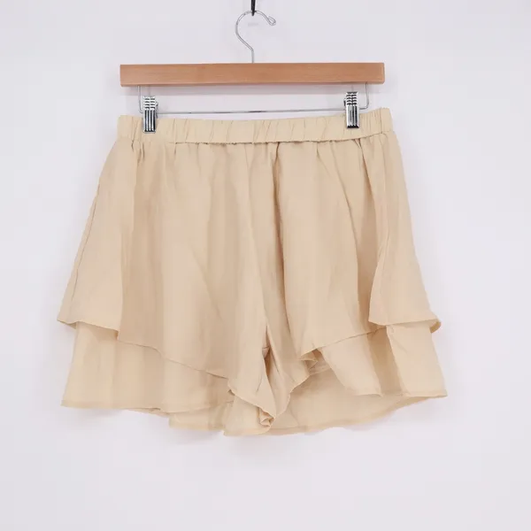 Shorts Womens Medium Beige Pleated‎ Ruffle Layered Flowy Pull On Elastic Waist - Image 2