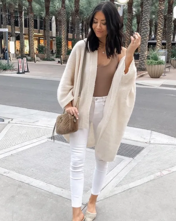 Revolve Oversized sweater - Image 2