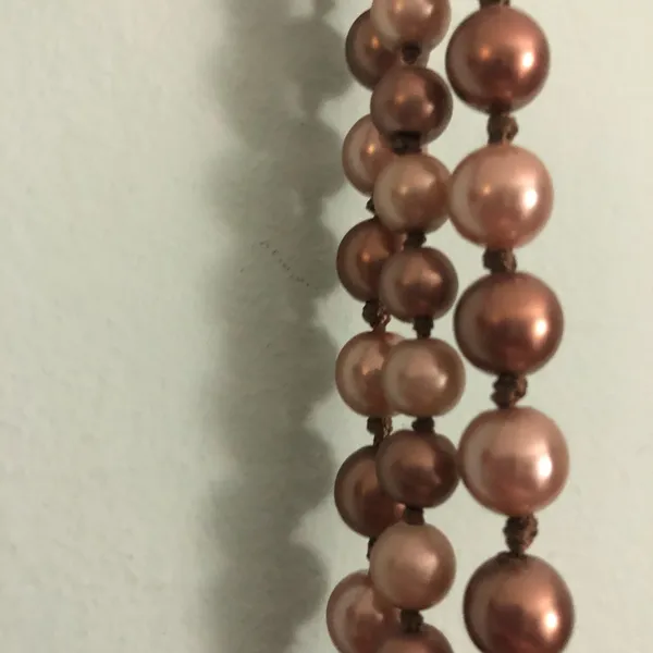 Long strand pearl necklace Pink - Image 2