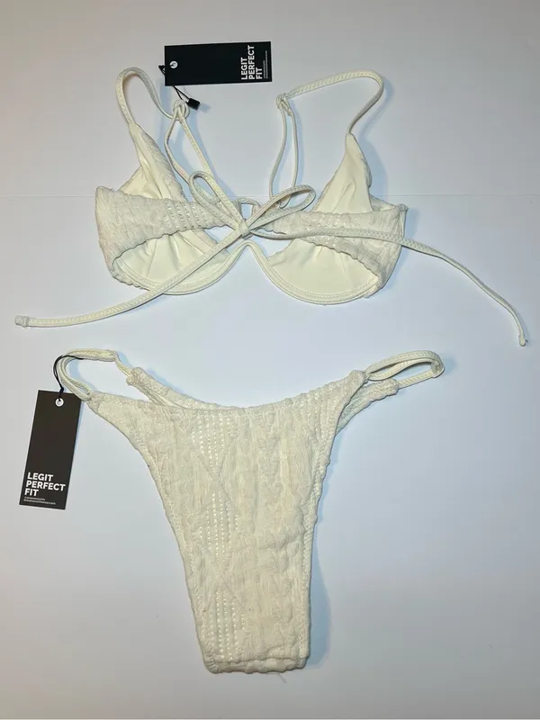 ONEONE two piece swimwear Cream Textured Underwire Bikini Set size medium - Image 2