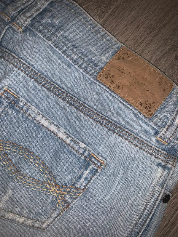 Abercrombie Y2K Mini Denim Skirt - Image 7