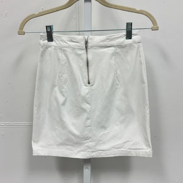 Garage White Mini Skirt Front Slit Back Zip Size XS 100057459 Stretch Summer - Image 3