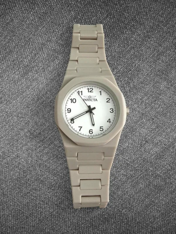Invicta Beige Monochrome Analog Bracelet Watch White Dial - Image 5