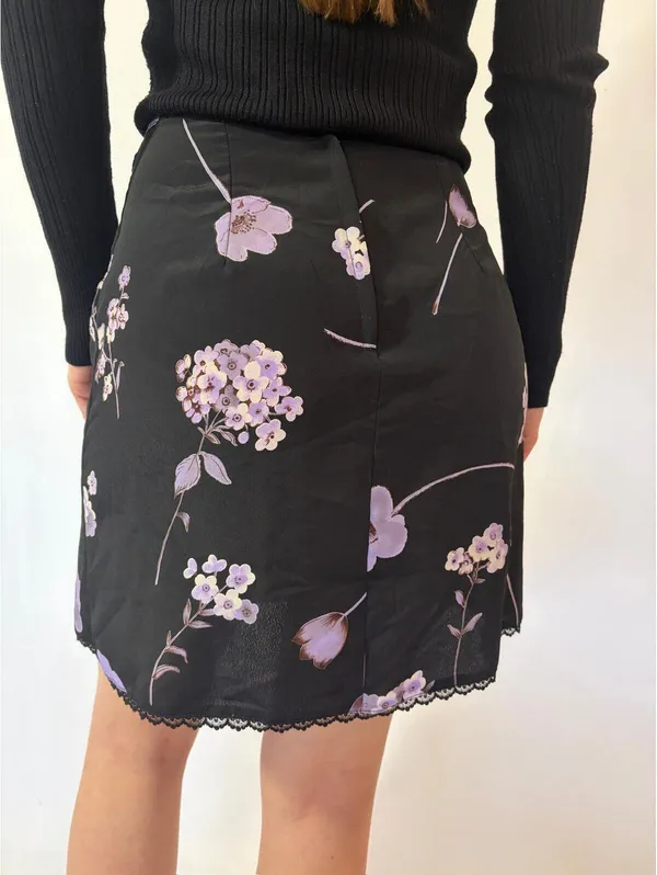 Dainty Black Purple Floral Mini Skirt - Image 3
