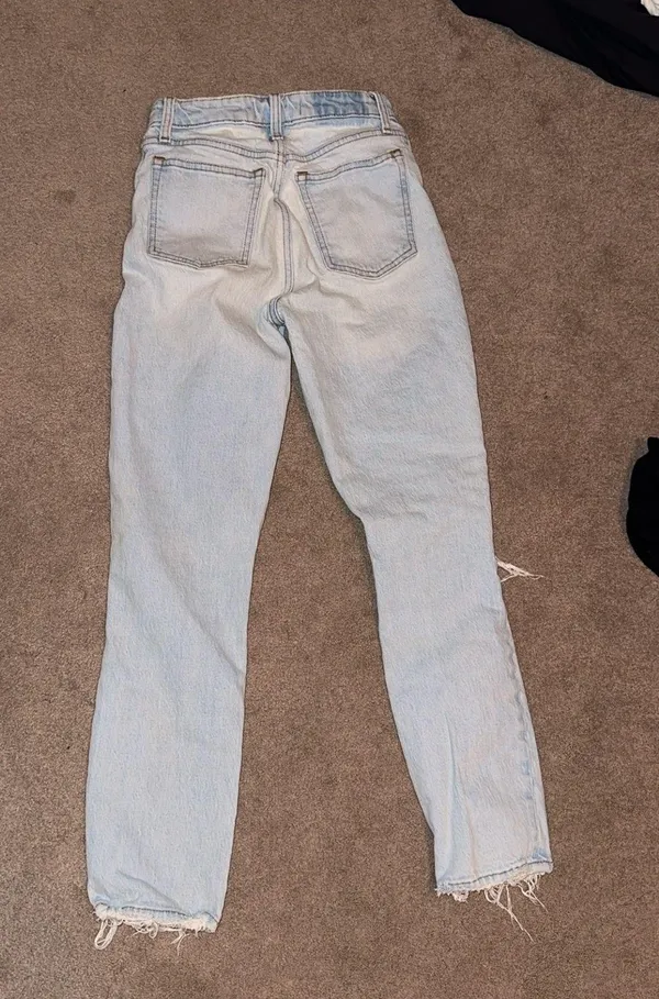 Abercrombie Jeans - Image 2