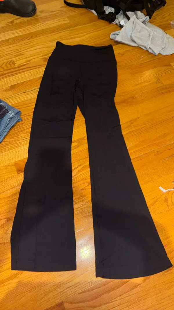 Lululemon Flare Leggings Black Groove - Image 3