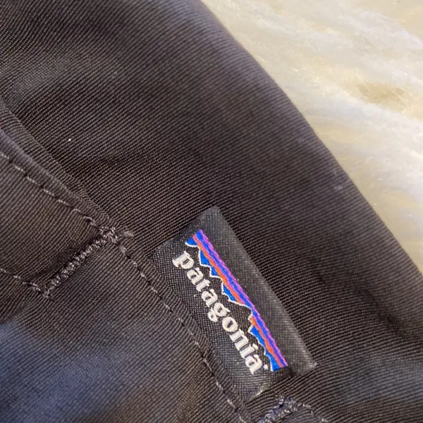 Patagonia Women’s Shorts size S excellent condition please see all photos - Image 2