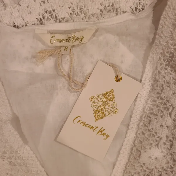 Cresent Bay White Sheer Crochet Coverups Size Medium - Image 6