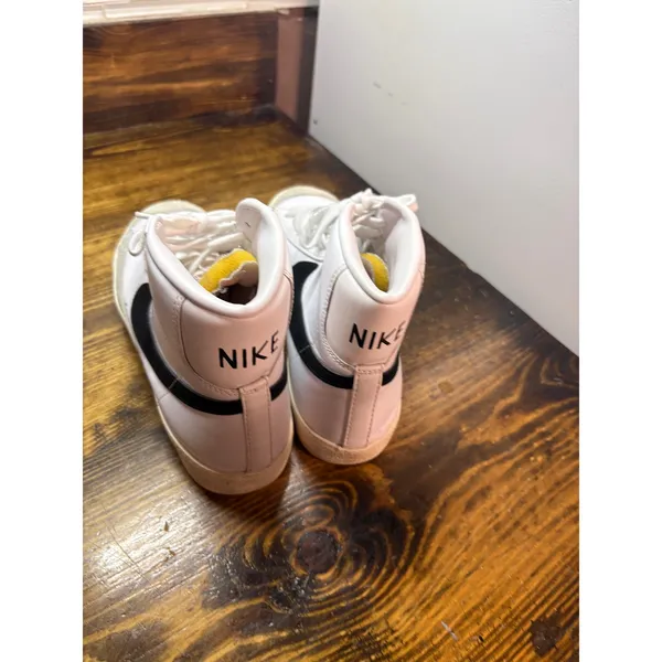 Nike‎ White Mid Blazer Sneakers Size 6.5 - Image 5