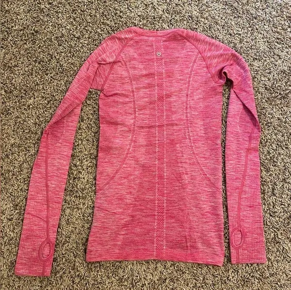 Lululemon long sleeve swiftly tech shirt - Image 4