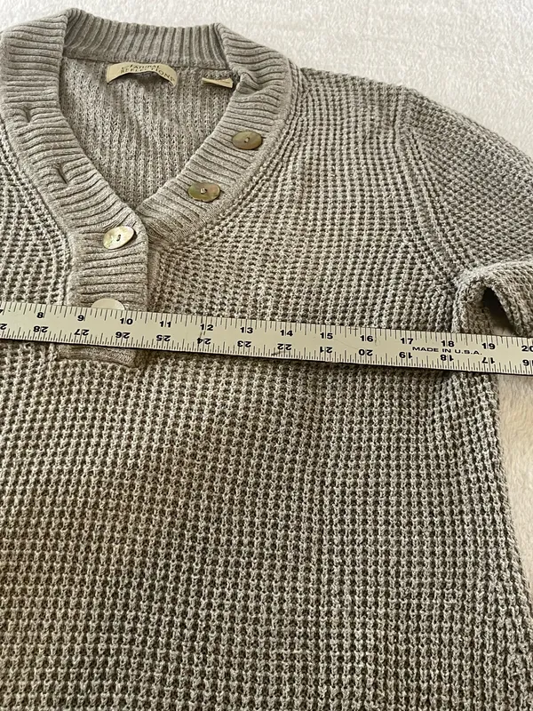 Women’s sweater gray size large natural reflections. SKU 2122 - Image 5