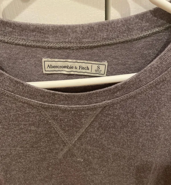 Abercrombie long sleeve - Image 3