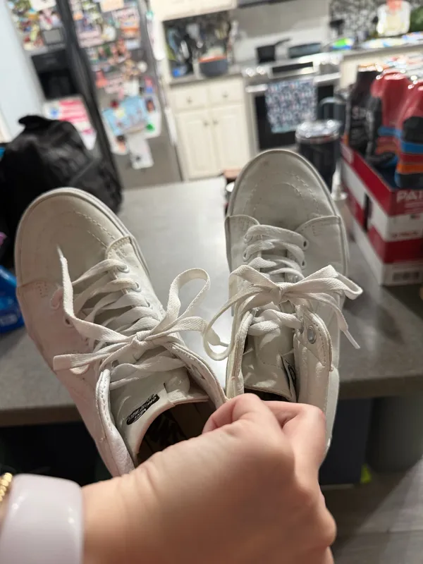 Women’s Vans Sneakers High-Top - Image 8