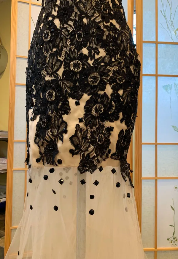 Gorgeous Dress Size XS - Image 4