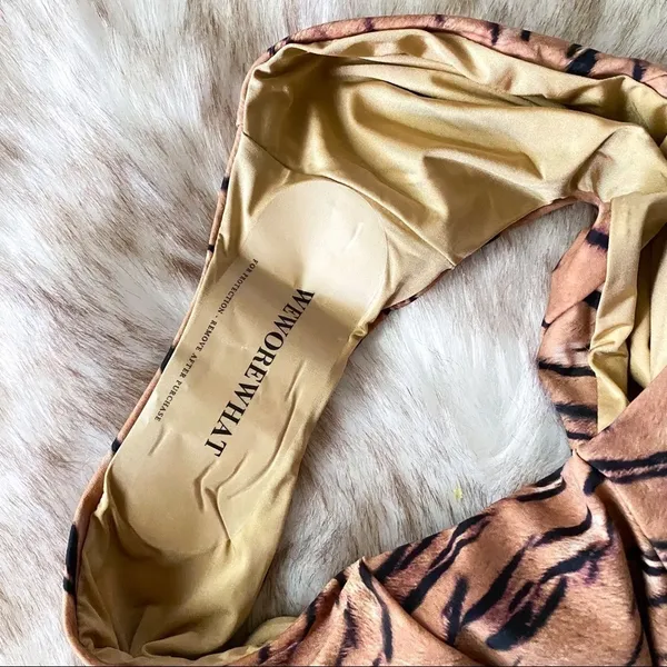 WeWoreWhat Danielle One Piece Swimsuit‎ Tiger Print Tan XS NWT - Image 9