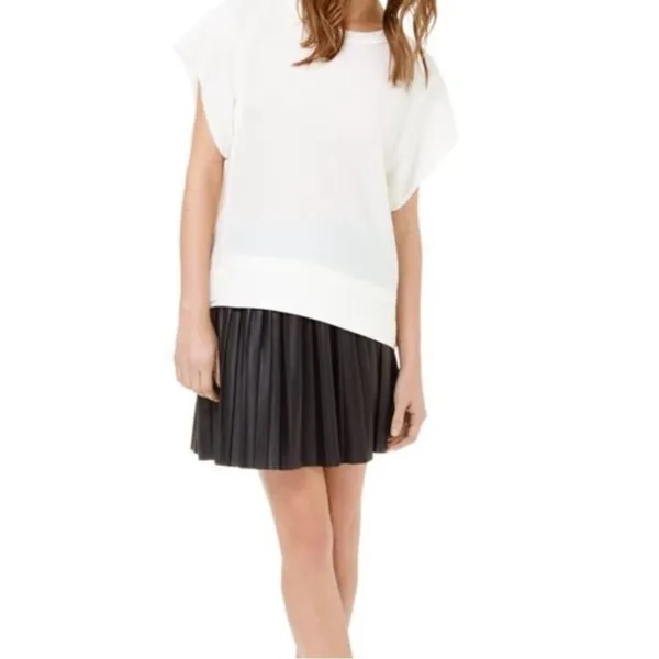 Aritzia Wilfred Le Fou Pleated Vegan Leather Skirt Black- Size 10 - Image 2