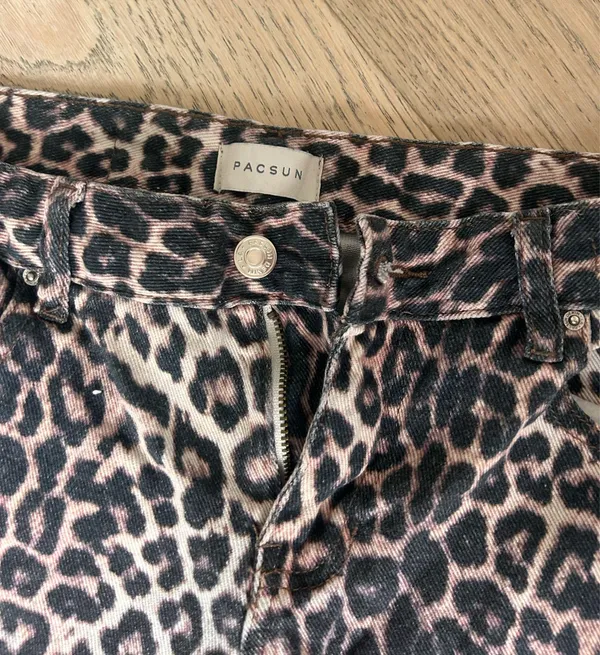 Pacsun cheetah print jeans - Image 6