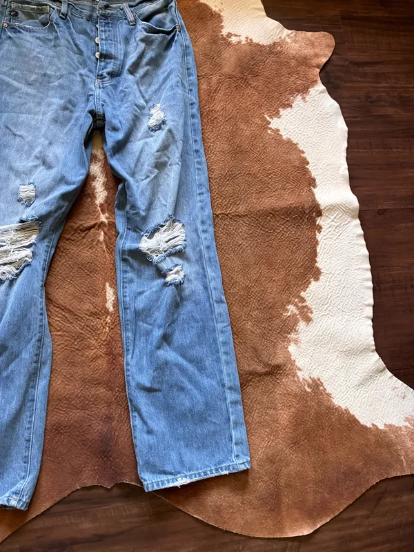 Kancan high rise button fly distressed straight leg jeans size 9/28 - Image 2