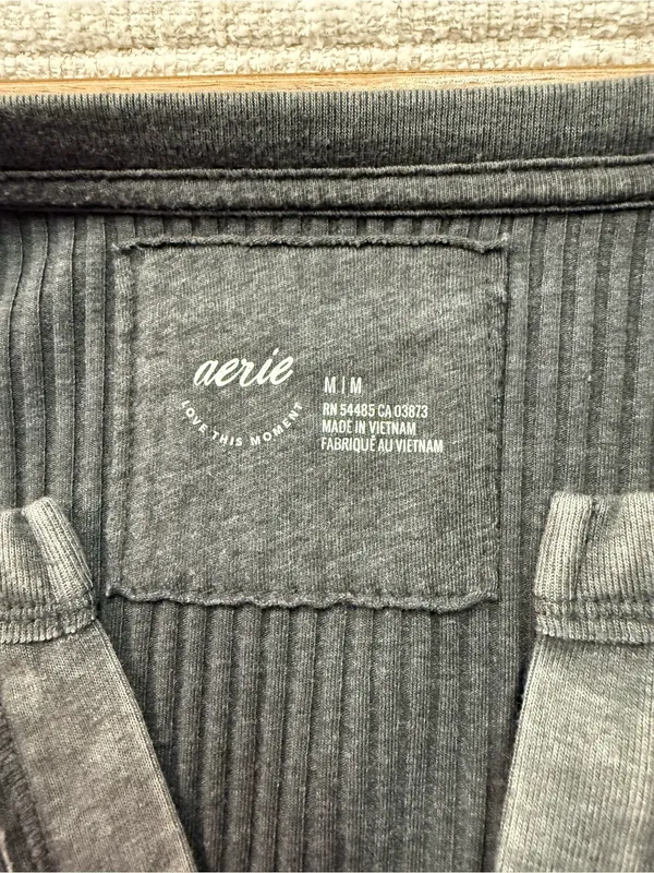 Aerie Fireside Long Sleeve Henley T-Shirt in Dark Grey Women’s Size Medium Tee - Image 8
